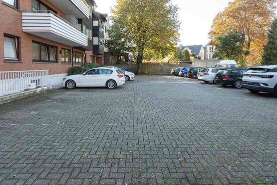 Parkplatz auf Hinterhof